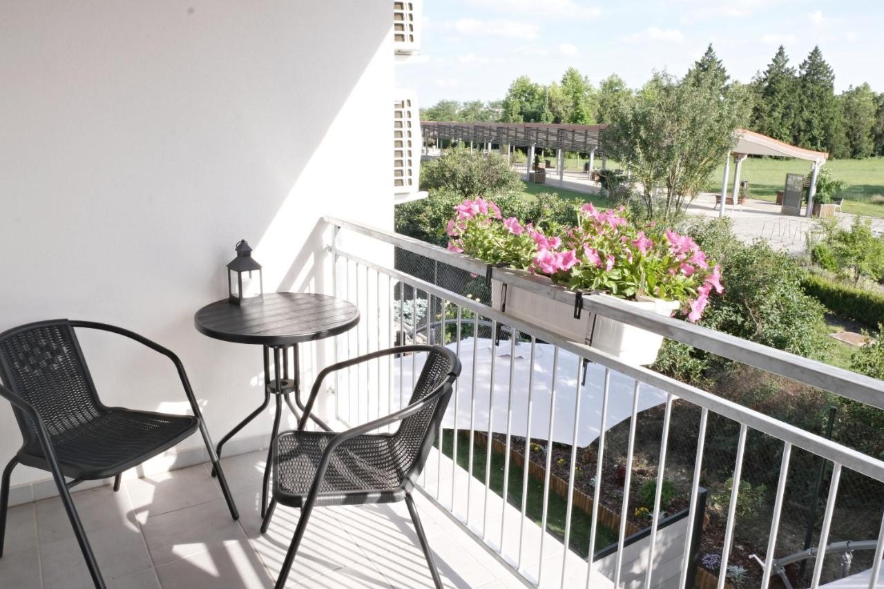 Apartmánový dům na kolonádě Lednice Exterior foto